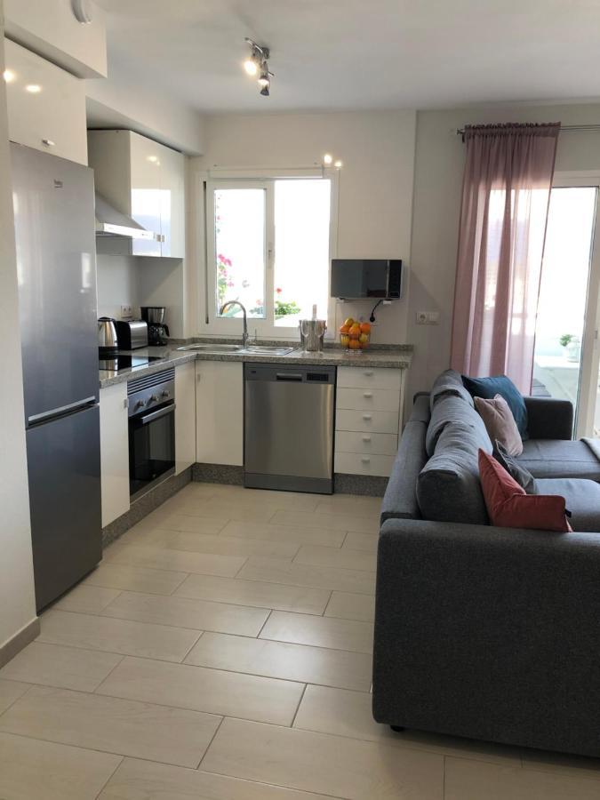 Victoria Luxury Beachfront Apartment In Benalmadena Costa Εξωτερικό φωτογραφία