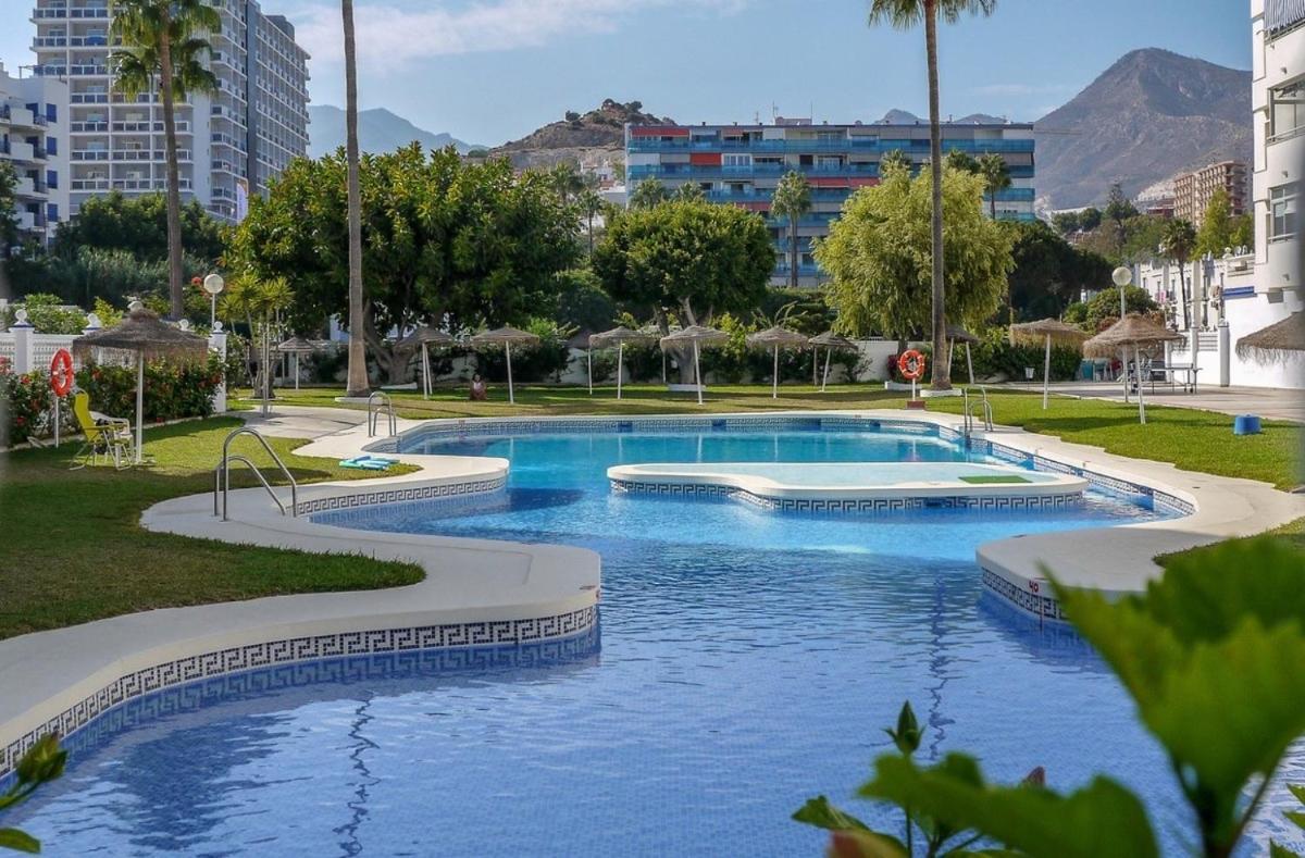 Victoria Luxury Beachfront Apartment In Benalmadena Costa Εξωτερικό φωτογραφία