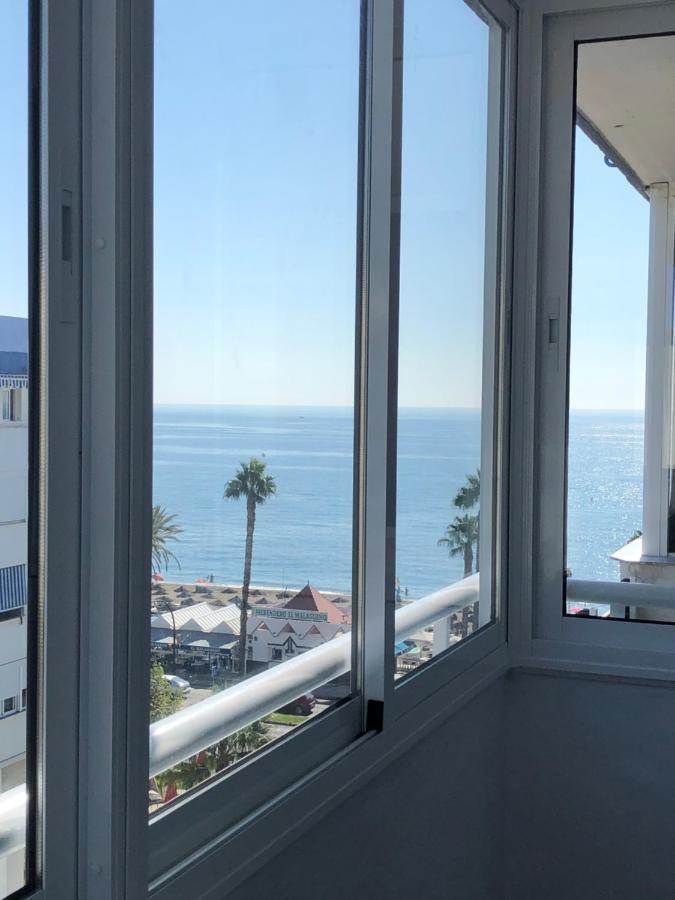 Victoria Luxury Beachfront Apartment In Benalmadena Costa Εξωτερικό φωτογραφία